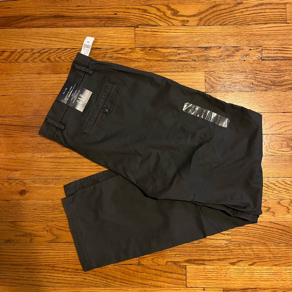 Gap Men’s Essential Khaki Original Pant